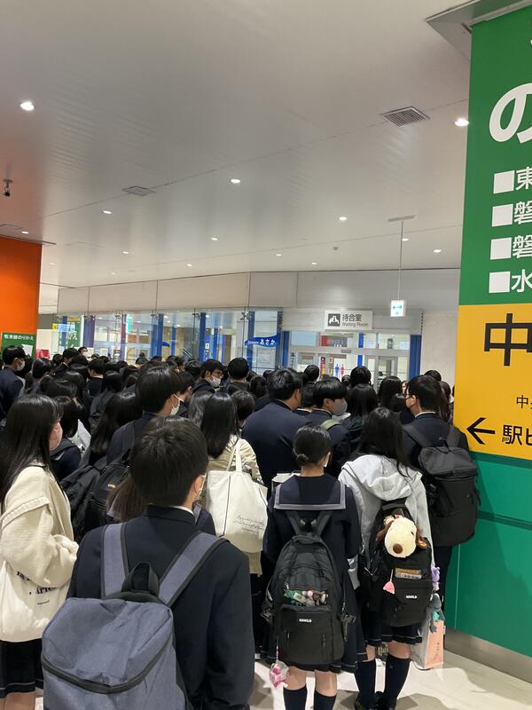 郡山駅で解団式